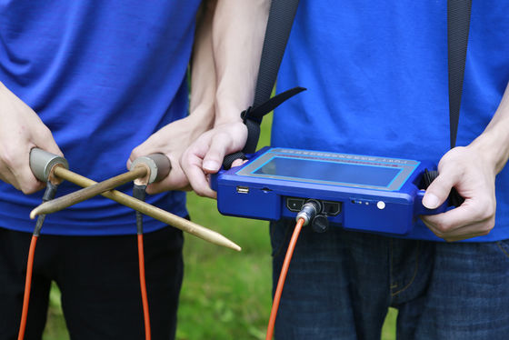 PQWT Water Detector with 95% Accuracy 36/40/56 Frequency and 0mV-2000mV Measuring Range for Groundwater Locating